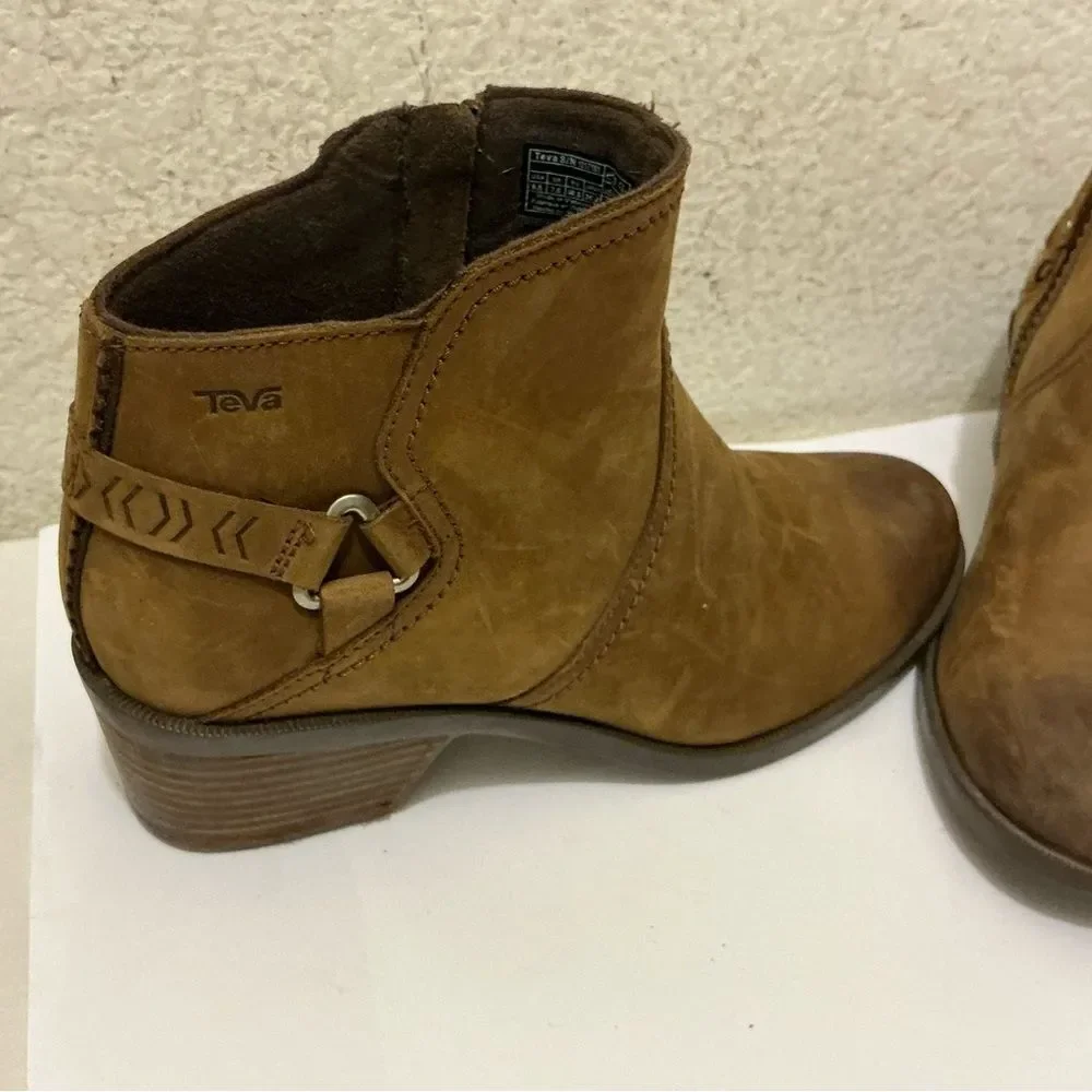 Teva Womens Tan Suede Ankle Booties with Side Zipper